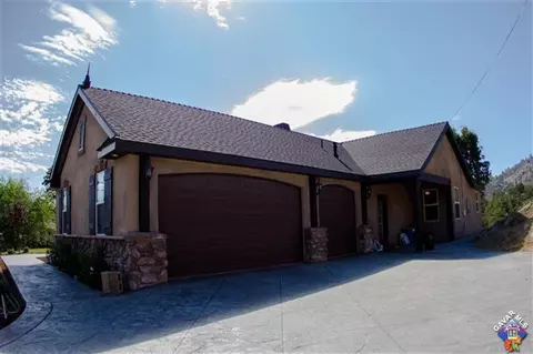 30330 Fox Ridge Ct, Tehachapi, CA 93561 photo 2