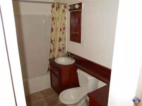 43446 E 5th St, Lancaster, CA 93535 photo 4
