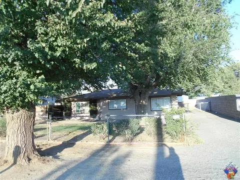 43446 E 5th St, Lancaster, CA 93535 photo 1