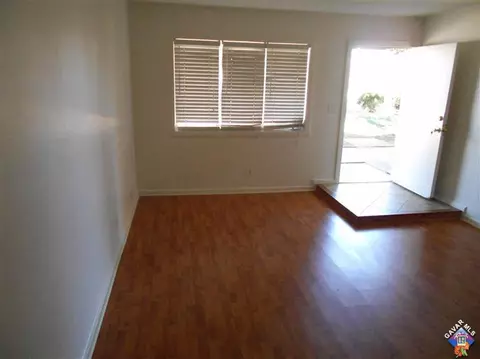 43446 E 5th St, Lancaster, CA 93535 photo 2