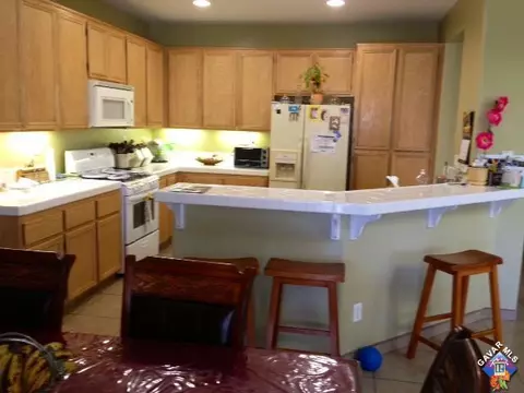 3030 San Ramon Dr, Lancaster, CA 93535 photo 3