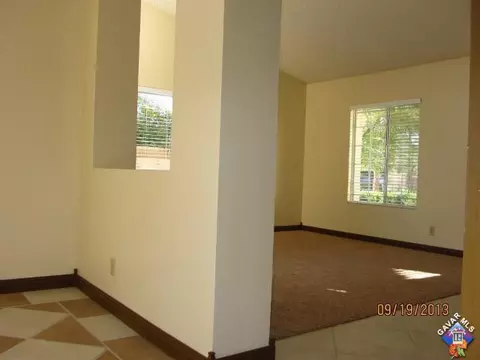 728 Whitlatch Dr, Lancaster, CA 93535 photo 7