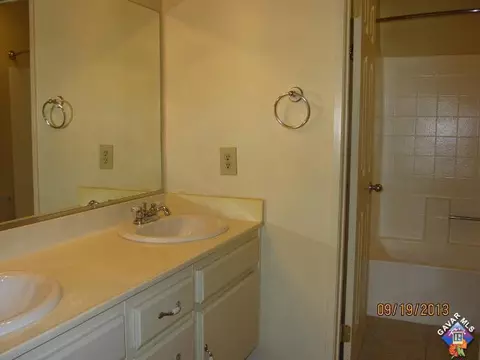 728 Whitlatch Dr, Lancaster, CA 93535 photo 19
