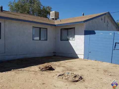 15878 Koch St, Mojave, CA 93501 photo 3