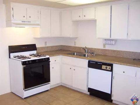 15878 Koch St, Mojave, CA 93501 photo 17