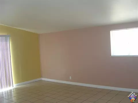 38411 32nd St, Palmdale, CA 93550 photo 3