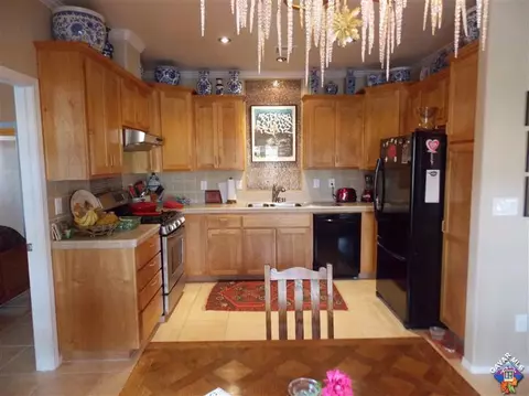 20535 Oak St, Tehachapi, CA 93561 photo 6