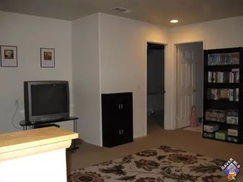 45421 Stadium Ln, Lancaster, CA 93535 photo 13