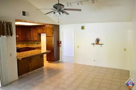 43781 Secure Pl, Lancaster, CA 93536 photo 8