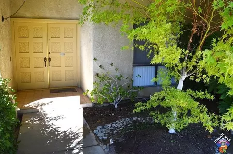 43781 Secure Pl, Lancaster, CA 93536 photo 2