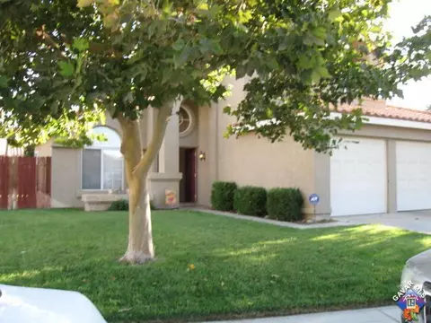 1838 Milling St E, Lancaster, CA 93535 photo 2