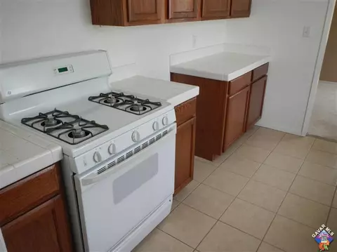 45421 Kingtree Ave, Lancaster, CA 93534 photo 4