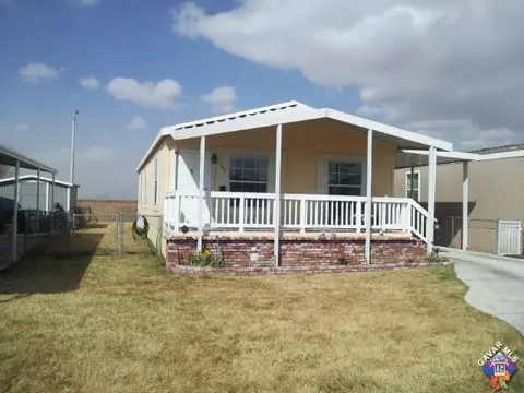 1501 Avenue I Apt 103 E, Lancaster, CA 93535 photo 2