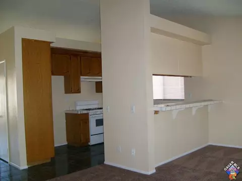 45138 Roberto Ct, Lancaster, CA 93535 photo 4