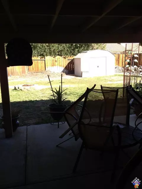 37748 50th St, Palmdale, CA 93552 photo 3