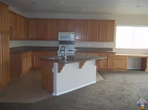 6142 Starview Dr, Lancaster, CA 93536 photo 8