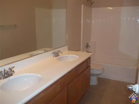 6142 Starview Dr, Lancaster, CA 93536 photo 12