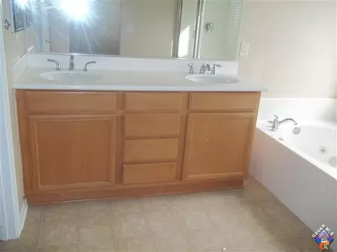 6142 Starview Dr, Lancaster, CA 93536 photo 15