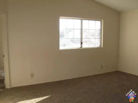 4825 Katrina Pl, Palmdale, CA 93552 photo 10