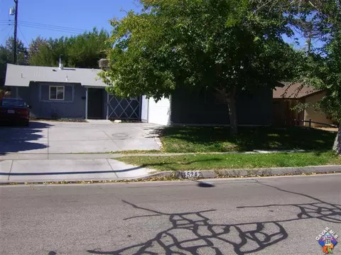 45247 Saigon Ave, Lancaster, CA 93534 photo 2
