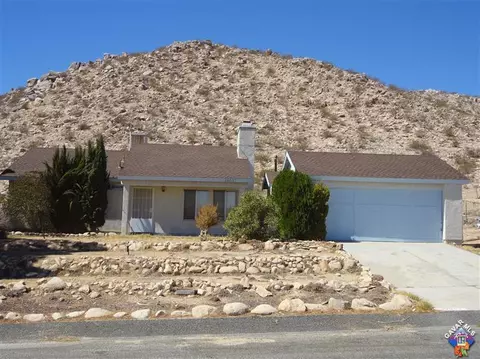 39537 166 St, Palmdale, CA 93591 photo 1