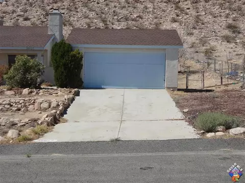 39537 166 St, Palmdale, CA 93591 photo 2