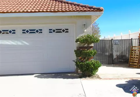 36432 Blacksmith Dr, Palmdale, CA 93550 photo 4