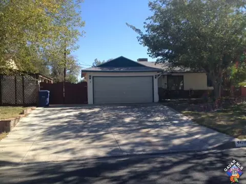 44118 Kingtree Ave, Lancaster, CA 93534 photo 2
