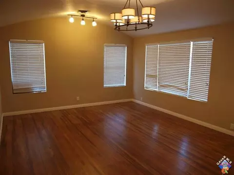 44521 Cedar Ave, Lancaster, CA 93534 photo 8