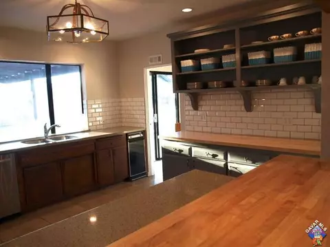 44521 Cedar Ave, Lancaster, CA 93534 photo 20