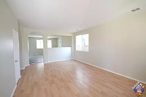44234 Amethyst St, Lancaster, CA 93536 photo 2