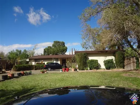 39053 Juniper Tree Rd, Palmdale, CA 93551 photo 2