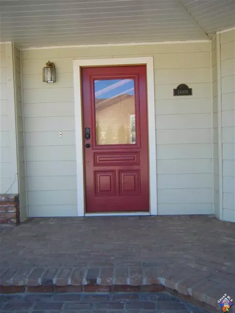 34406 Weststar Rd, Acton, CA 93510 photo 2
