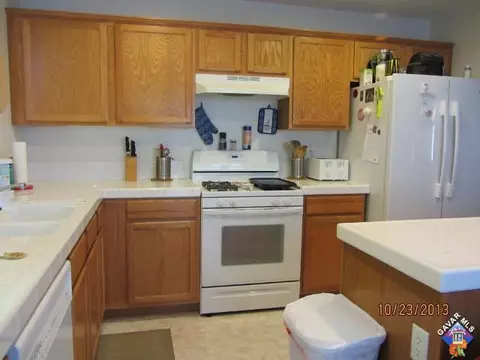 45720 Caledonia Ct, Lancaster, CA 93534 photo 8