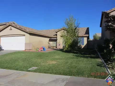 45720 Caledonia Ct, Lancaster, CA 93534 photo 2