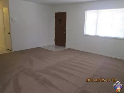 38604 156th St, Palmdale, CA 93591 photo 2