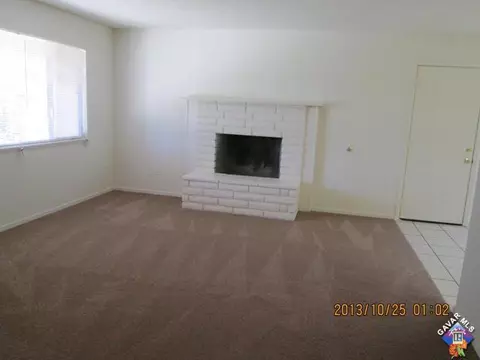 38604 156th St, Palmdale, CA 93591 photo 3