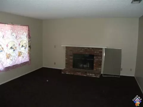 2836 E Lingard St, Lancaster, CA 93535 photo 4