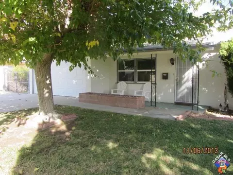 251 Avenue P3 E, Palmdale, CA 93550 photo 3