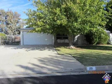 251 Avenue P3 E, Palmdale, CA 93550 photo 1