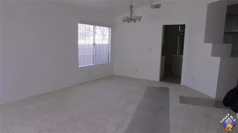 39802 Tesoro Ln, Palmdale, CA 93551 photo 2