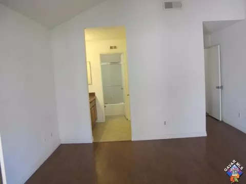 44925 Fenhold St, Lancaster, CA 93535 photo 8