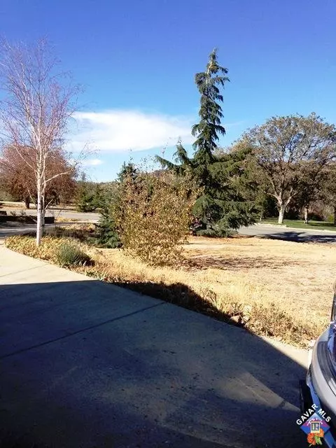20555 Tiffany Cir, Tehachapi, CA 93561 photo 7