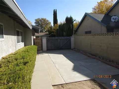 44121 28th St, Lancaster, CA 93536 photo 16