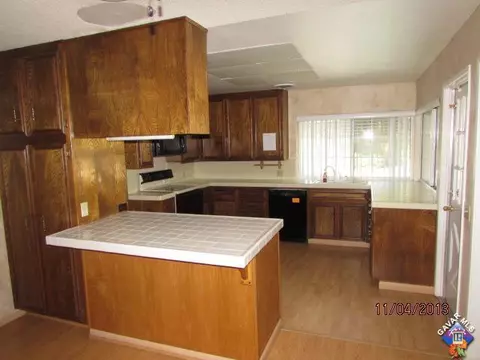 44121 28th St, Lancaster, CA 93536 photo 10