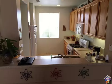 1515 Sutherland St, Lancaster, CA 93534 photo 13