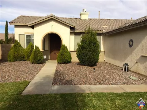 1515 Sutherland St, Lancaster, CA 93534 photo 4