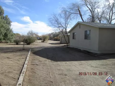 43516 6th St E, Lancaster, CA 93535 photo 2
