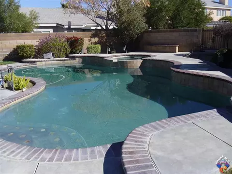 2022 Janet Dr, Lancaster, CA 93534 photo 8