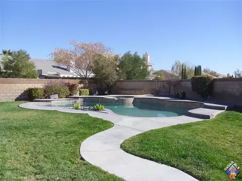 2022 Janet Dr, Lancaster, CA 93534 photo 7